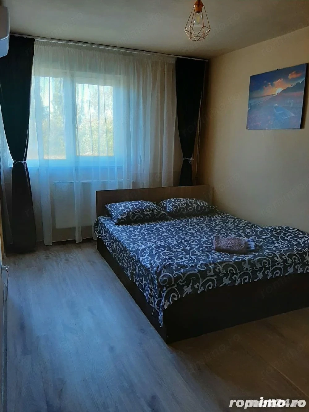 Apartament o camera - zona Balcescu