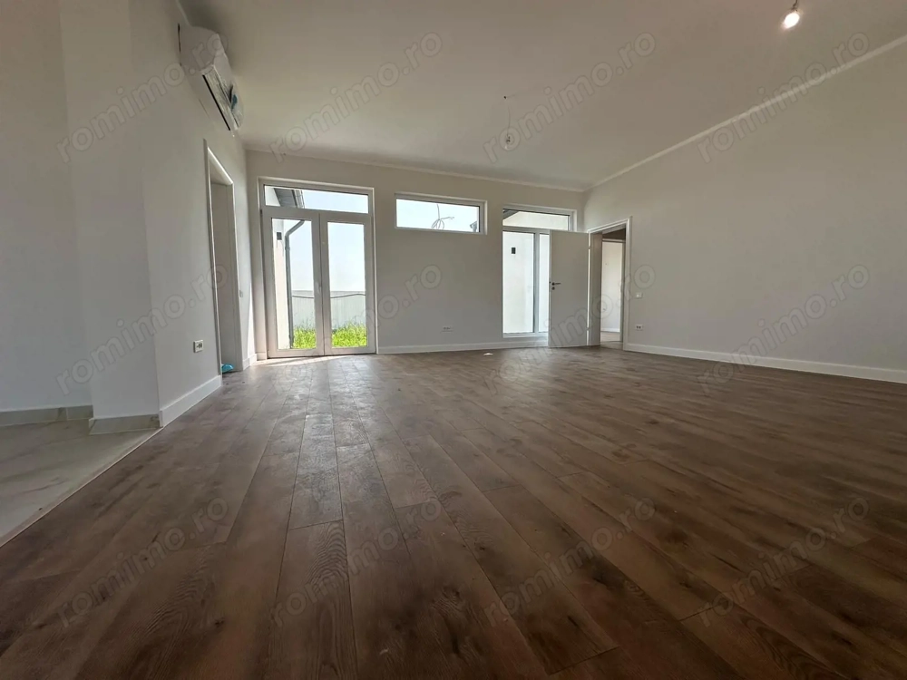 Birou Vanzari/COMISION 0% - Individuale Parter/ 400 mp Teren