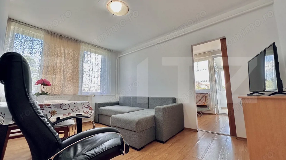 Apartament cu 2 camere, 35 mp, mobilat și utilat, zona Rogerius 
