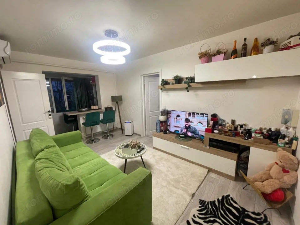 Apartament cu 2 camere, 37 mp, zona Valea Rosie - Caracal