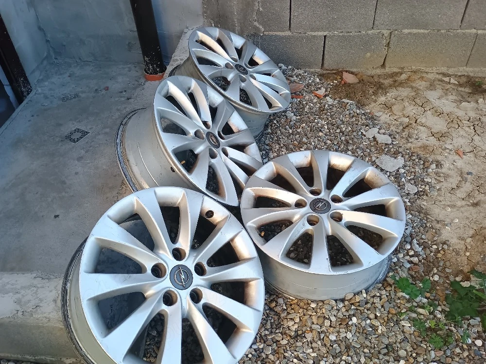 Jante aliaj R17 Opel Astra J 