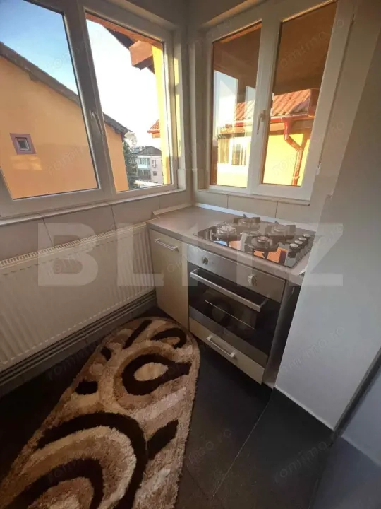 Apartament 2 camere decomandat ,  renovat complet zona 8 MAI