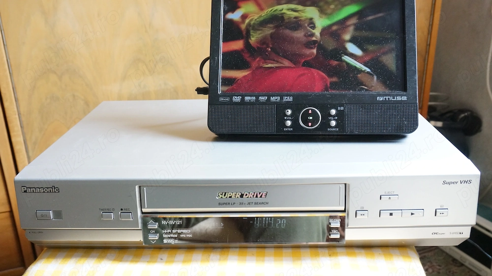  Video recorder S-VHS Panasonic NV-SD121 Stereo Hi-Fi 