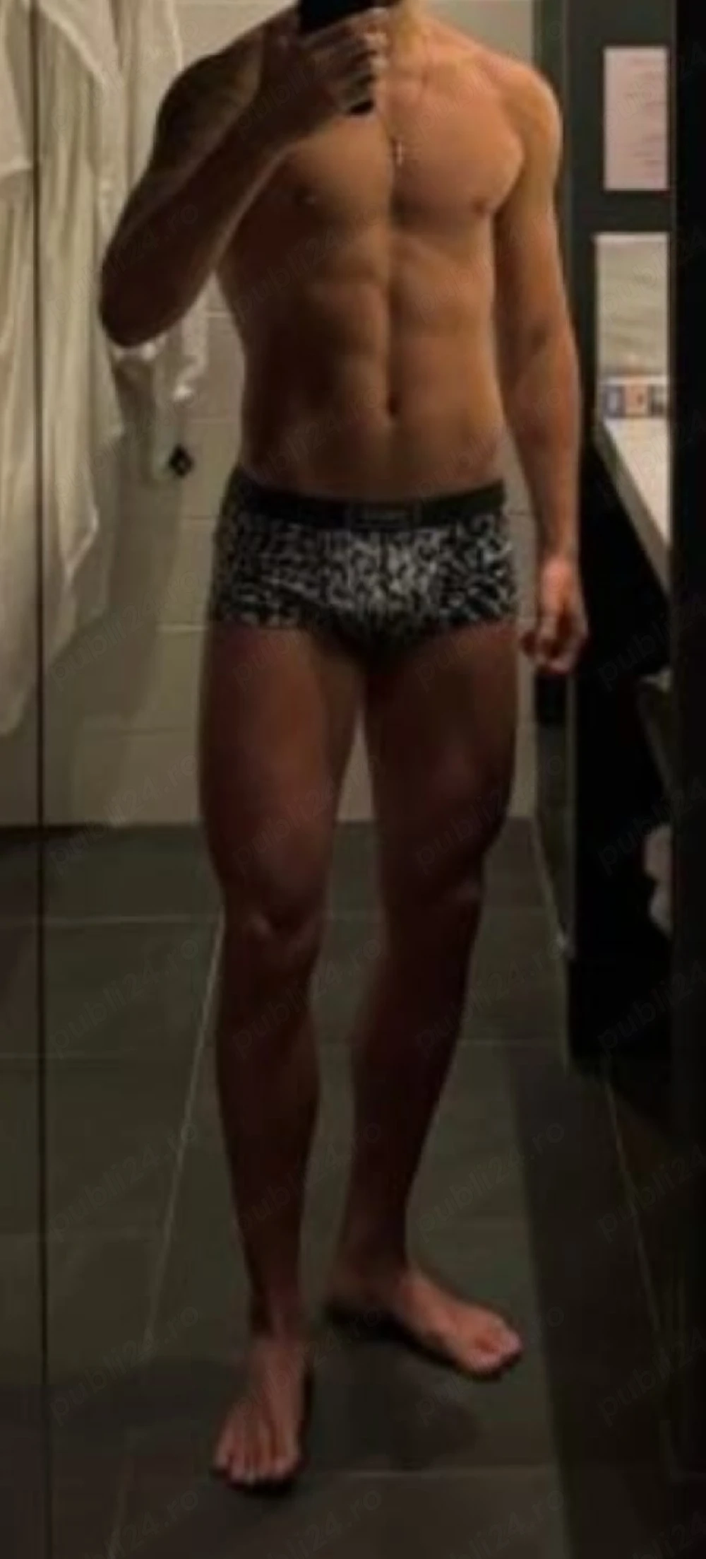 Cosmin tip discret,curat si serios,servicii de calitate , masaj,deplasari,party,webshow