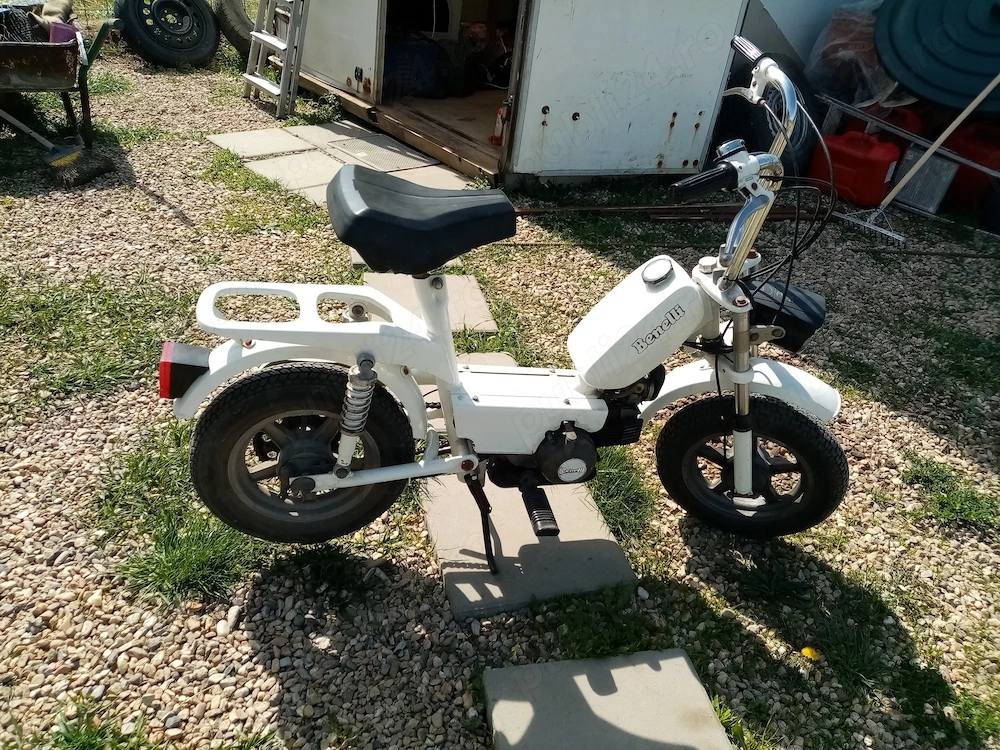 Scuter ideal pt a fi folosit in oras sau a fi usor transportabil in voiaj cu autorulota