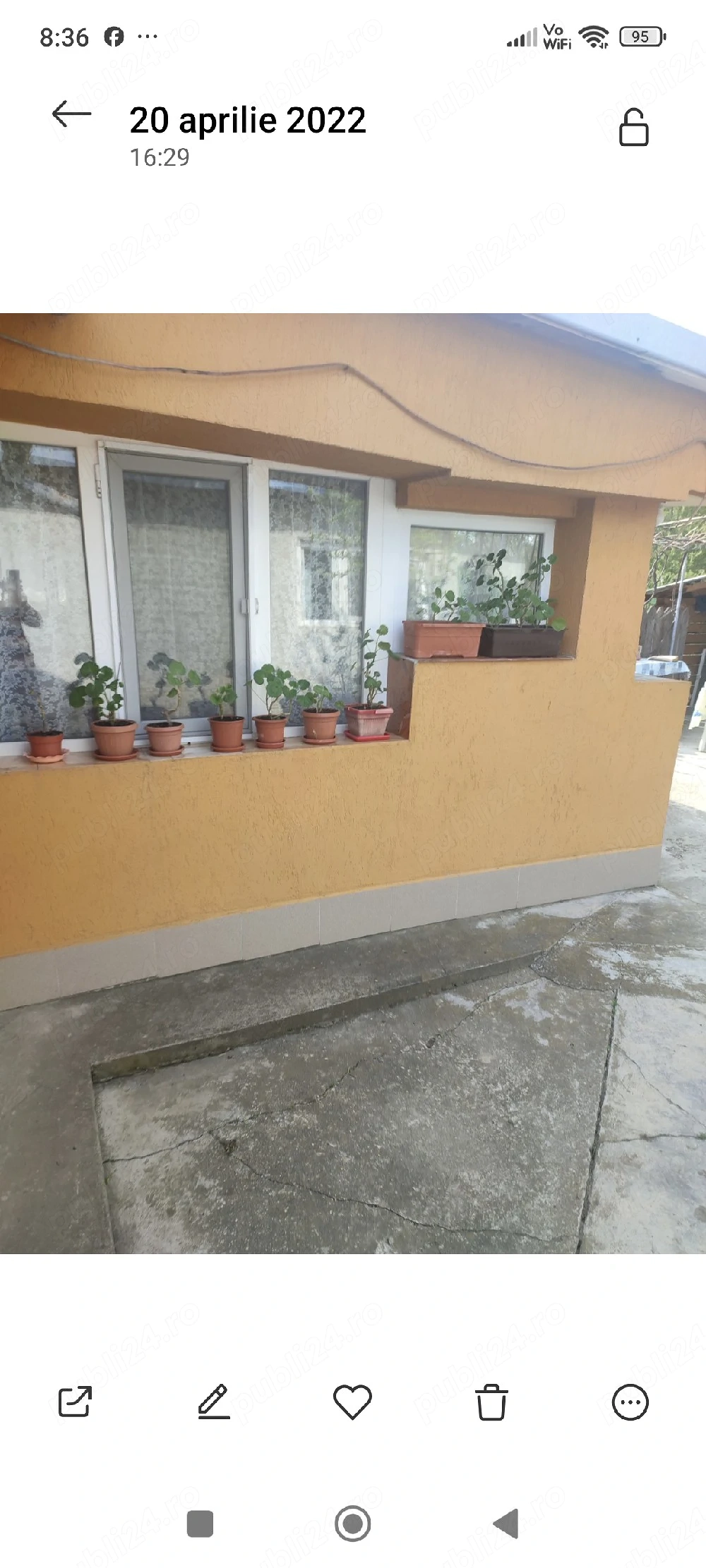 vanzare casa si teren