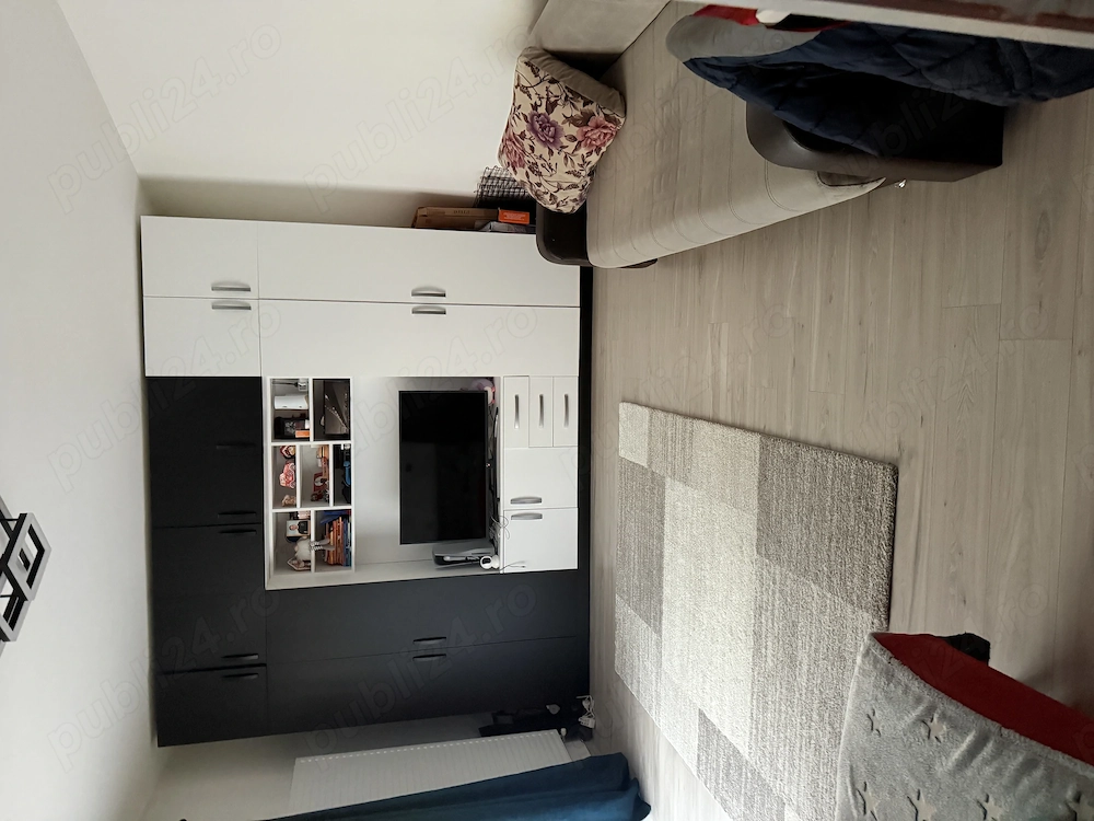 Vând apartament cu o camera