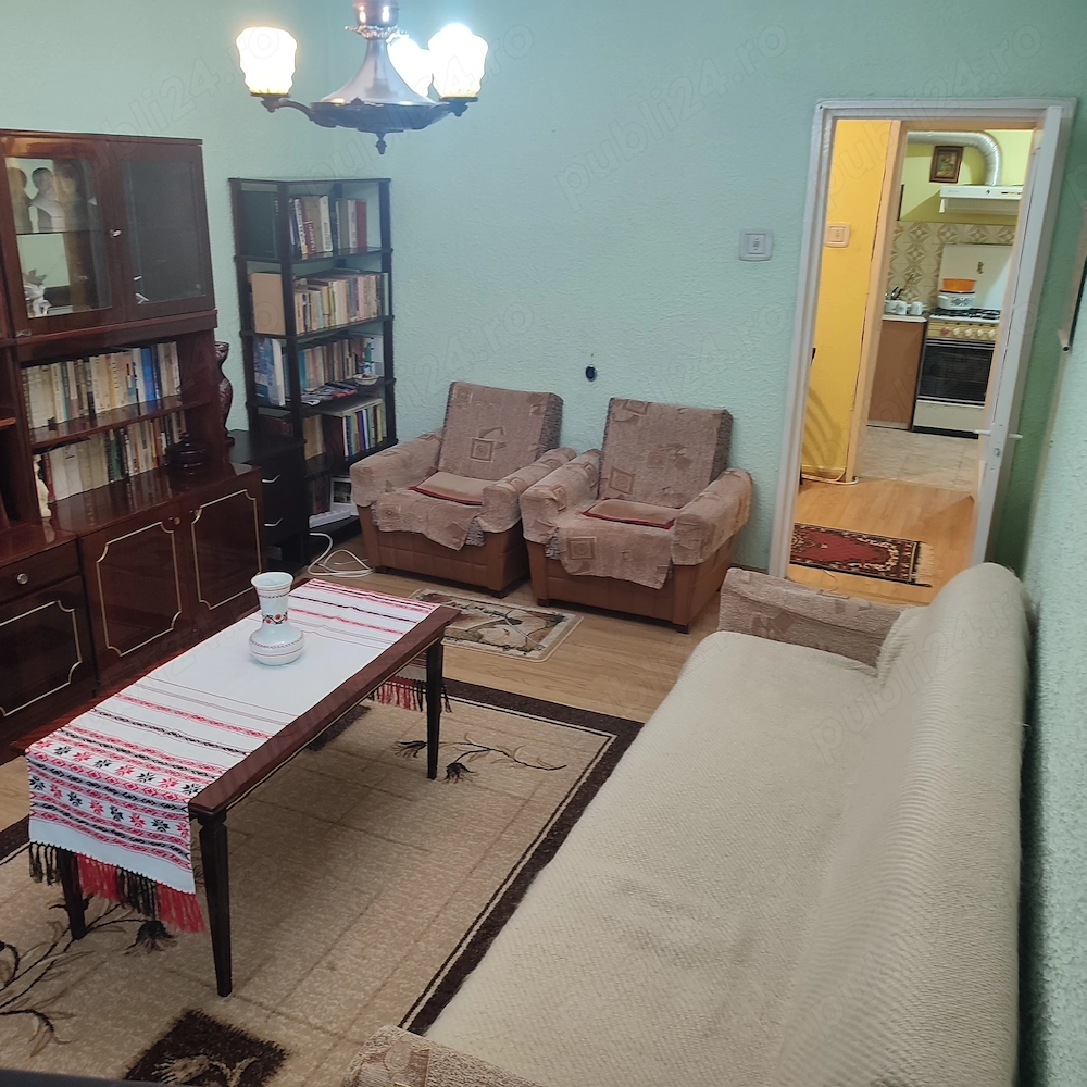 Apartament cu 3 camere pe Aleea Arcului (zona Bulevard 