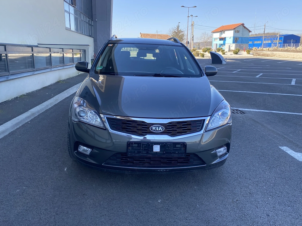 Kia Ceed 2011 Benzina