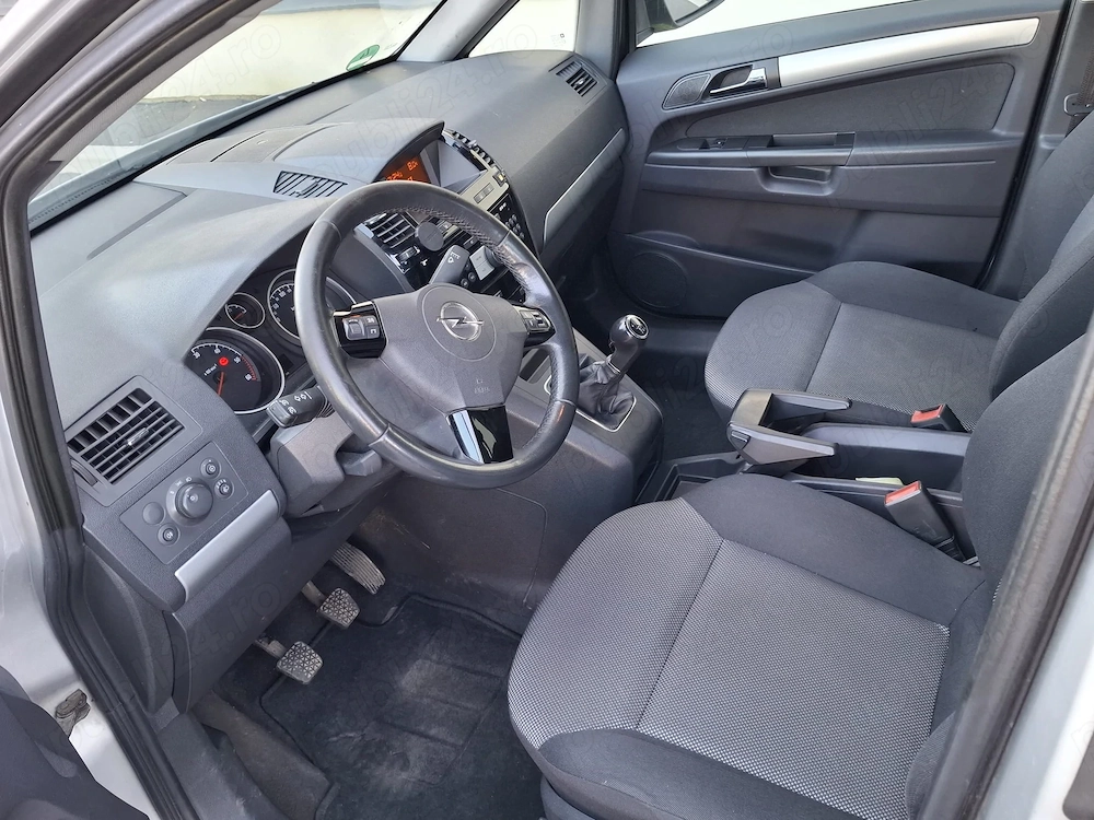 Opel Zafira 7 locuri