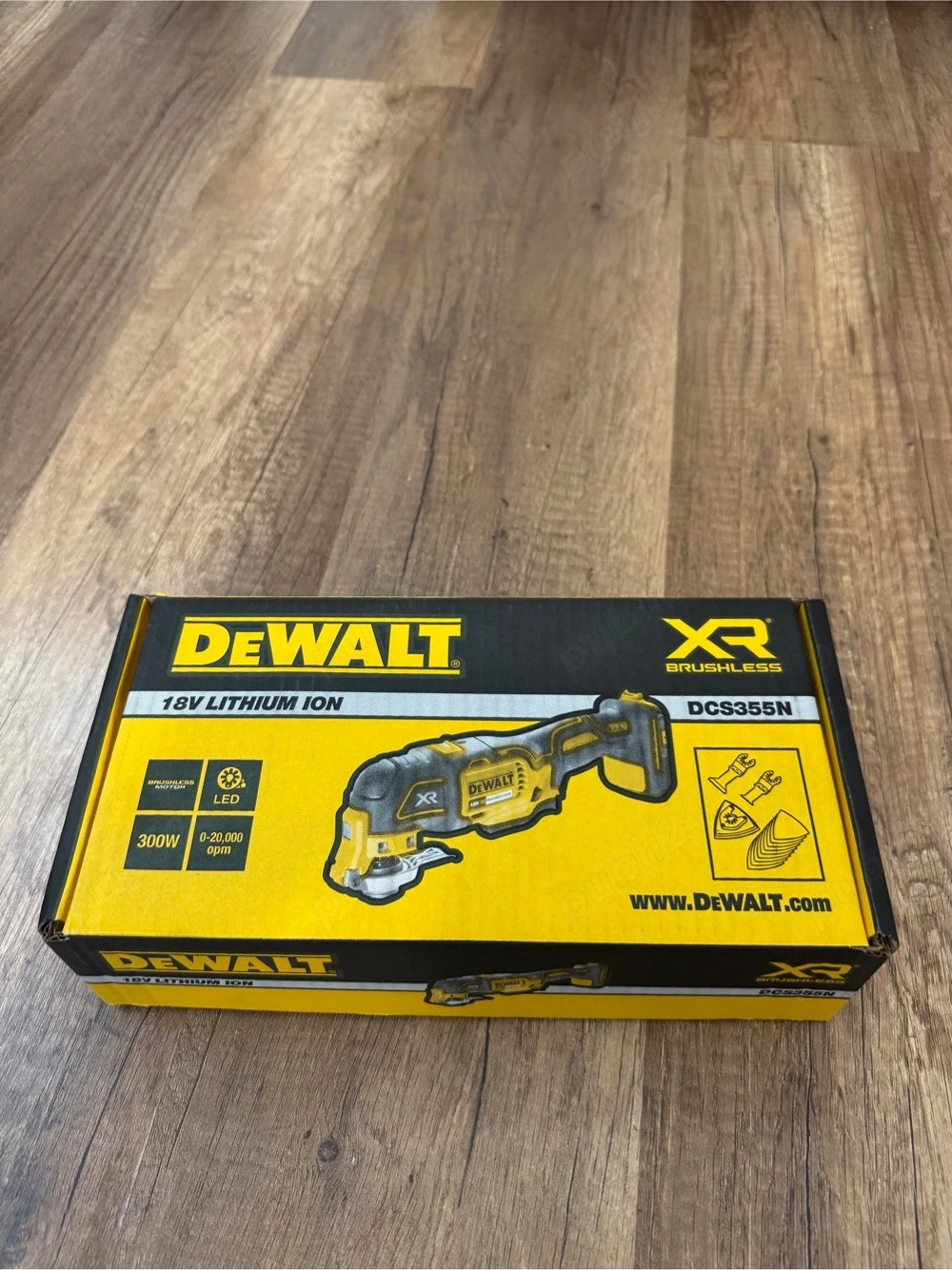 Vând multitool DeWALT XR Brushless DCS355N (18V)