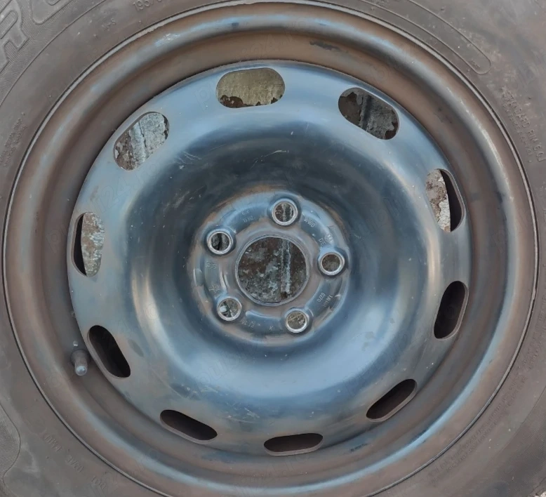 Vând jante VW golf 4