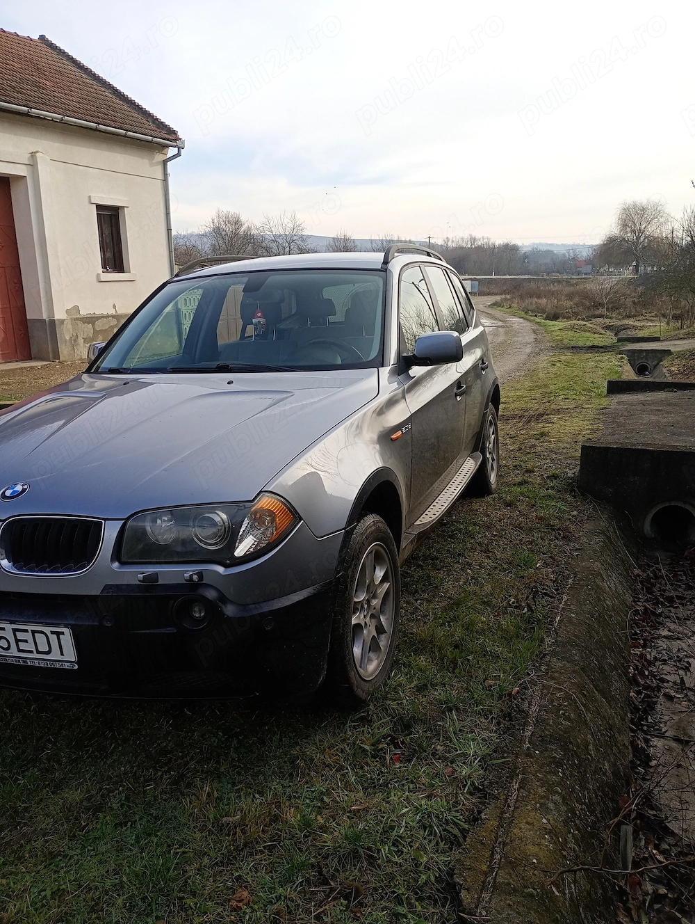 Vind Bmw X3 e83 520 d 2006 4   4  preț 4400 euro neg.