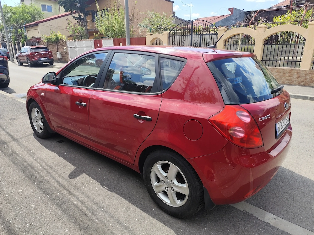 Vând KIA Ceed 1.4 benzina