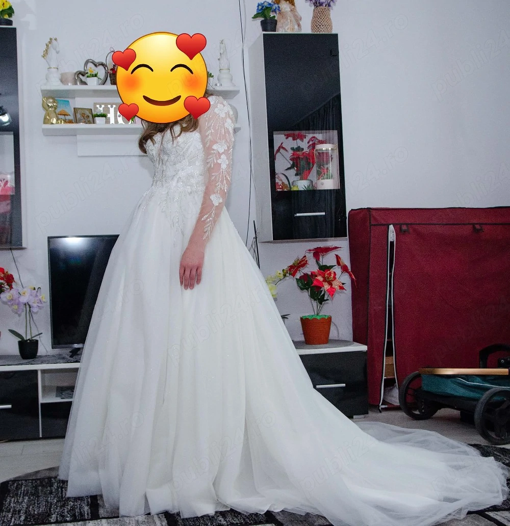 Vand rochie de mireasa 