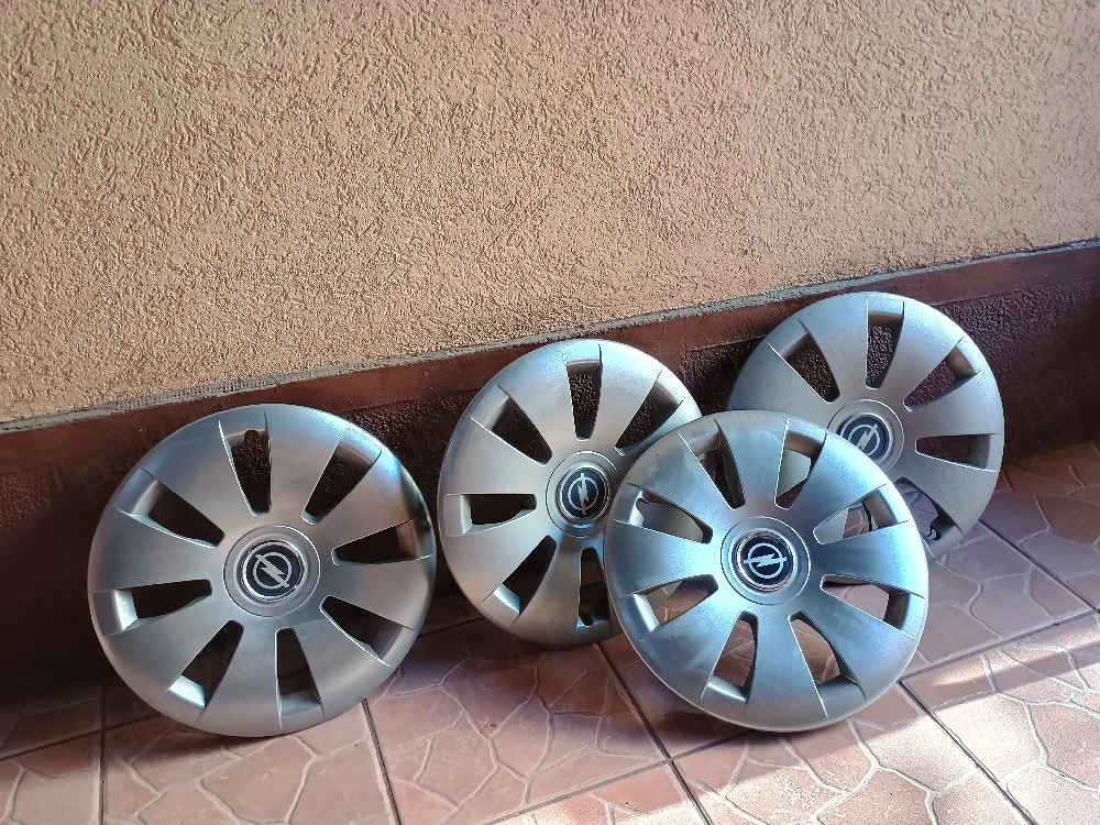 Capace roți originale R-16 