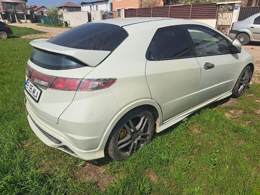 Honda Civic 5DR
