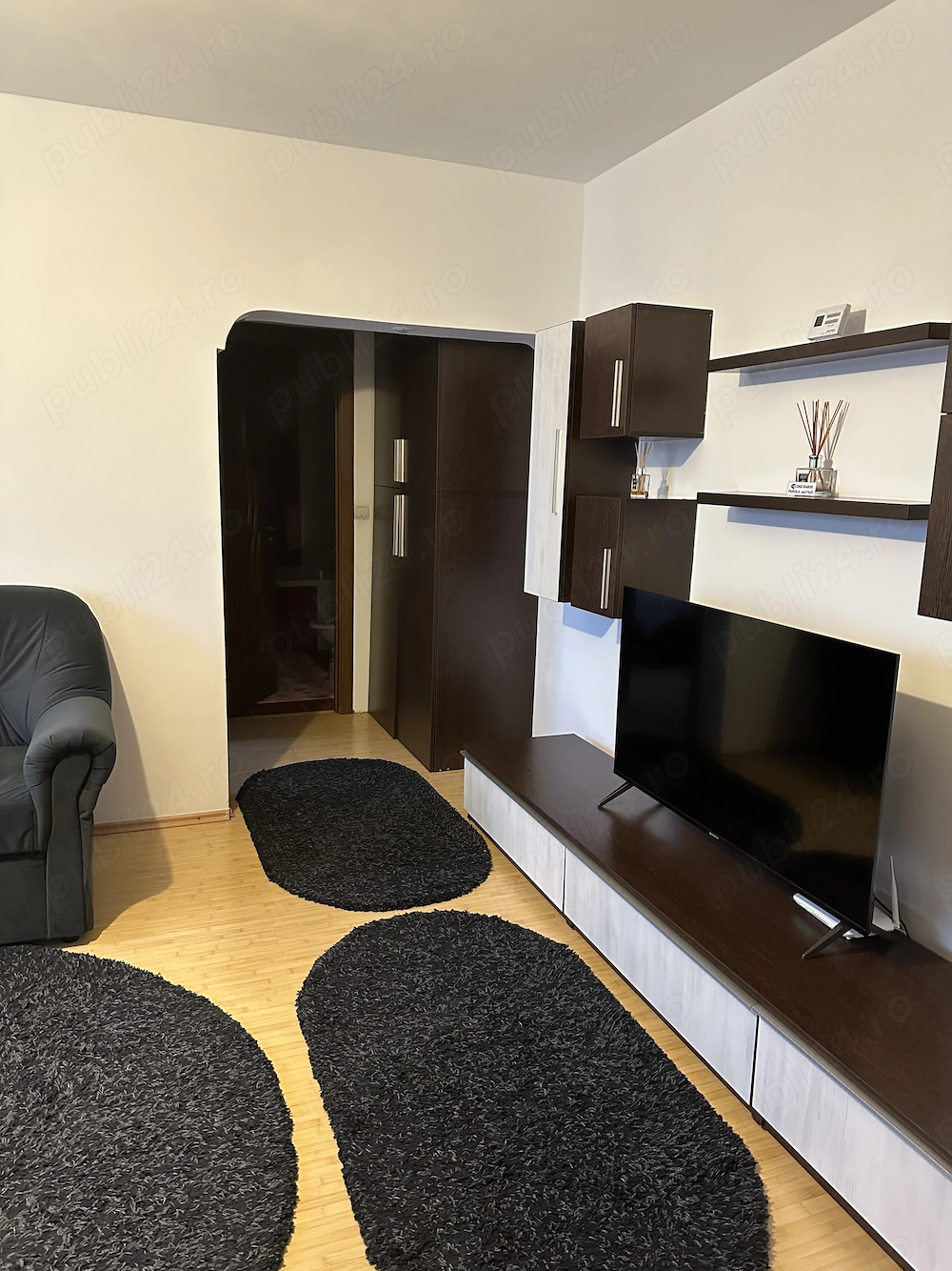 Apartament Ultracentral (English Park) de închiriat 