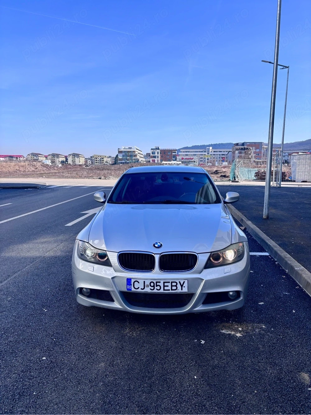 BMW 320d Xdrive 184 cp   2011 E5