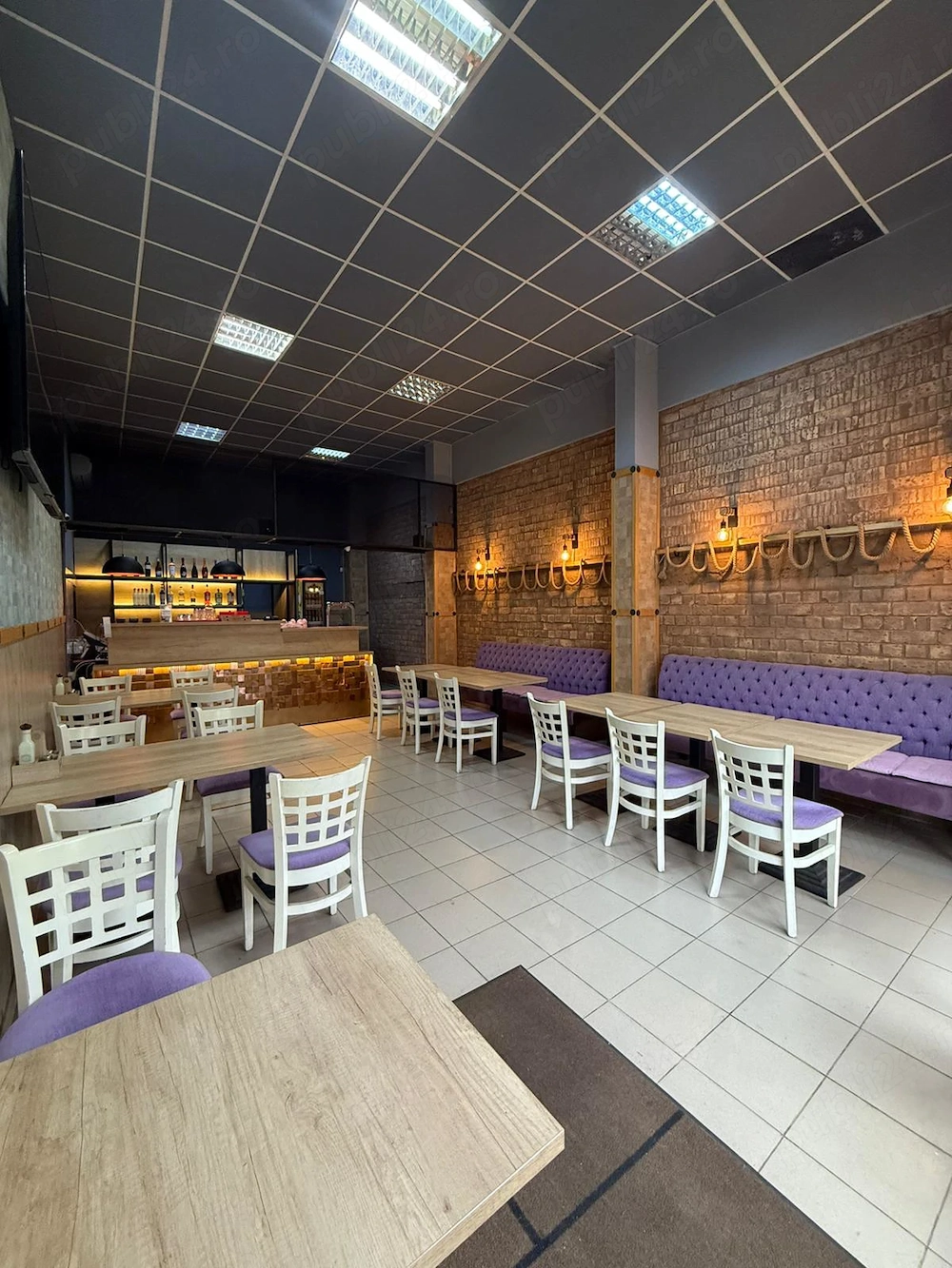 Proprietar inchiriez spatiu commercial cu vad pe Calea Martirilor, 60 mp, 1700 EURO