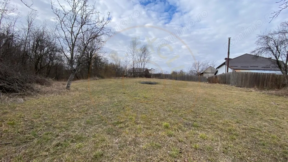 Teren cu panorama superba + padure Albota  Gura Văii  Arges