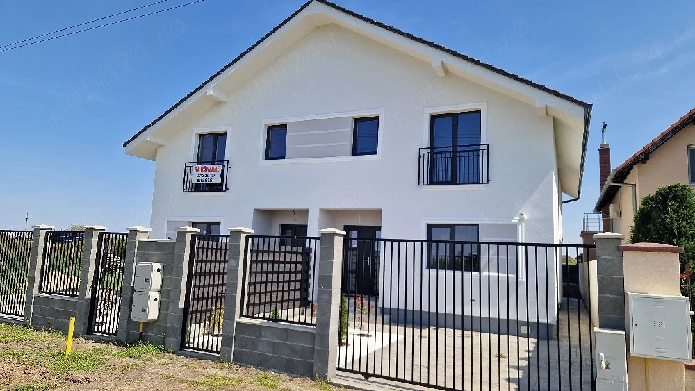 Proprietar Duplex P+M Cochet intrare Remetea , la Cheie - 159.900 Eur