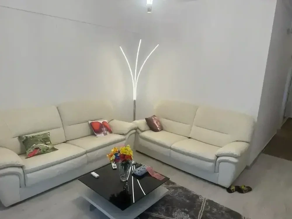 Vand apartament 2 camere 68mp Aparatorii Patriei langa metrou .