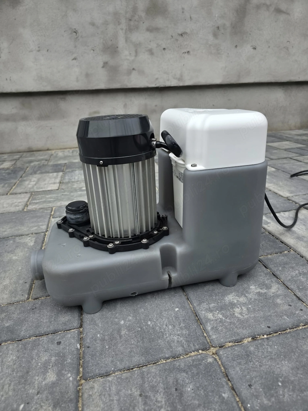 Pompa de evacuare SANICOM 1