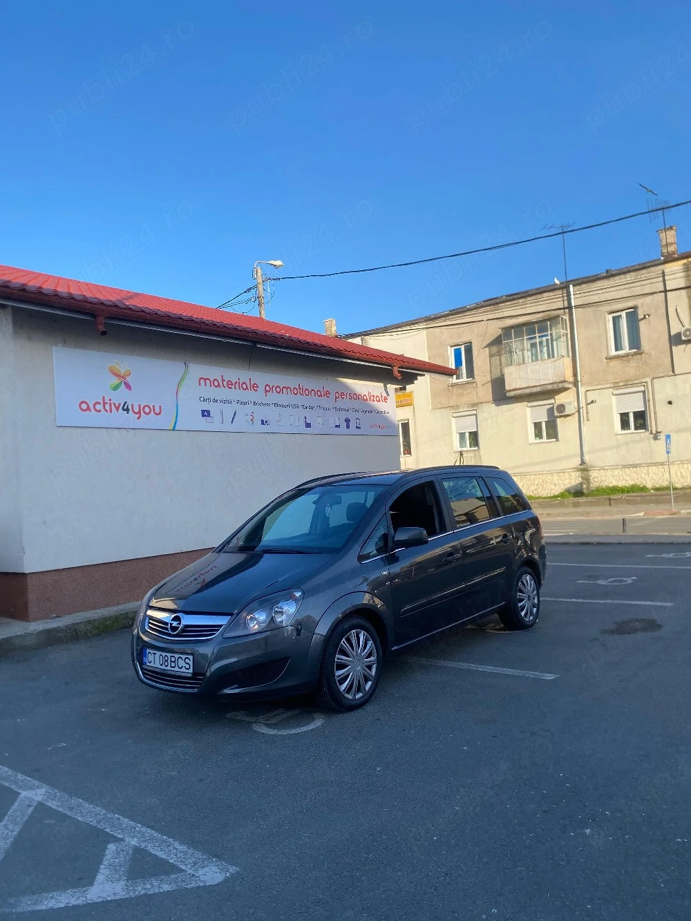 Opel Zafira an 2012 motor 1.7disel 110hp 7 locuri stare inpecabila