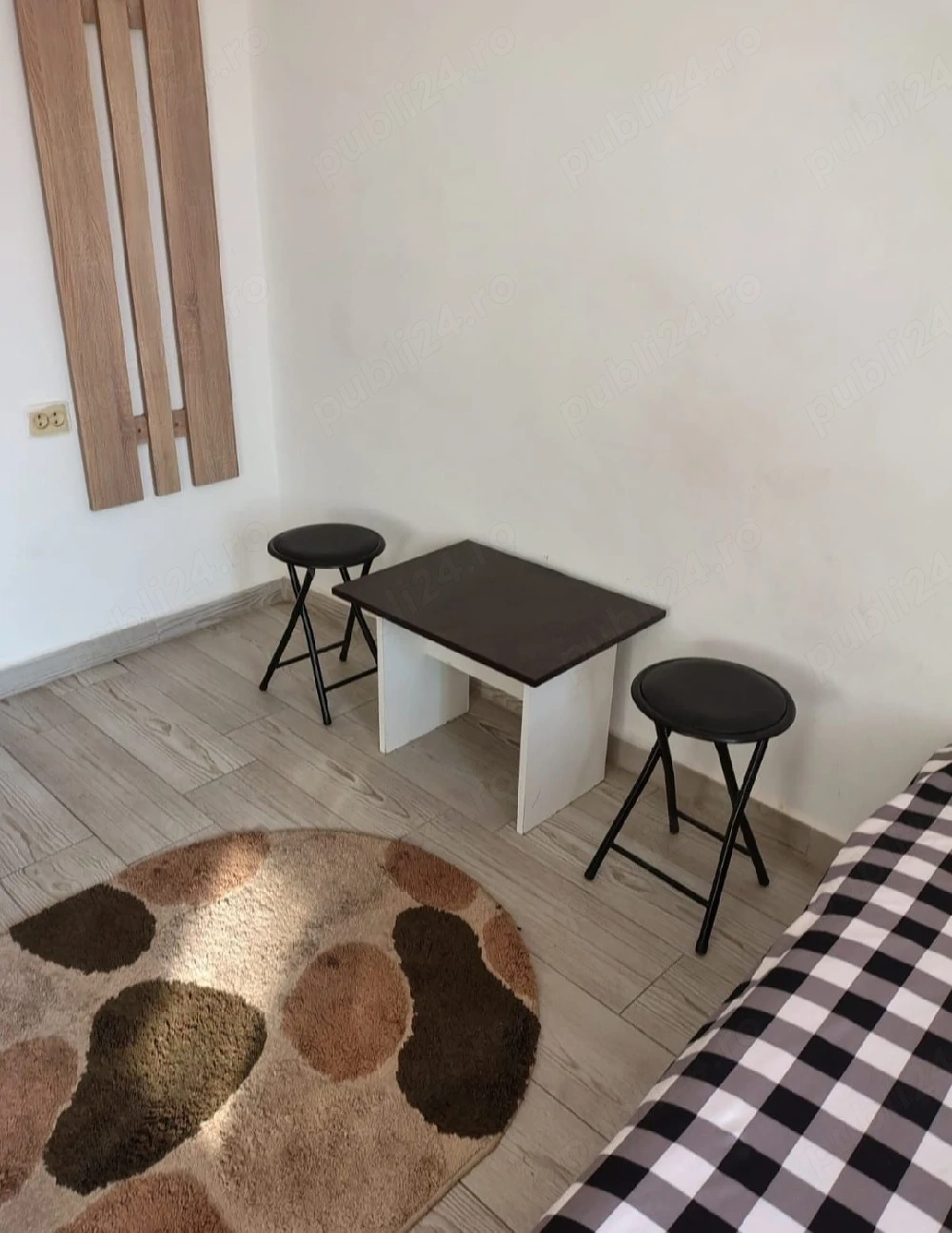 Garsoniera  semidecomandata zona Far km 4 