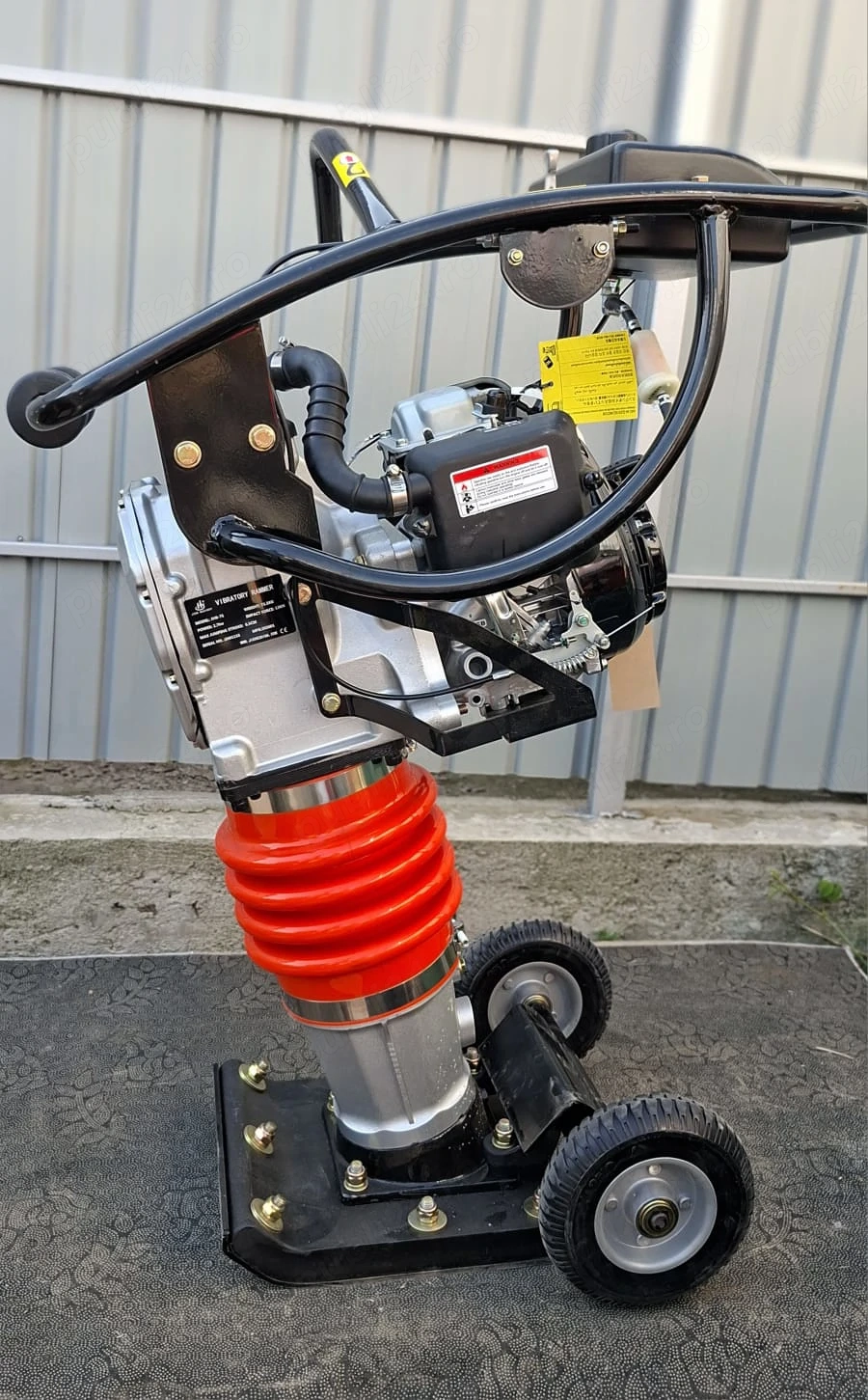 compactor placa compactoare si masina taiat asfalt