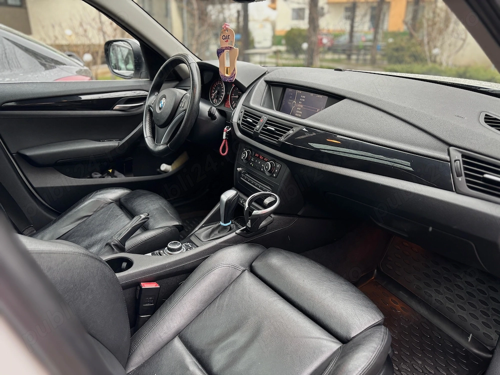 Vand Bmw X1 2.3D Bi-turbo Automat 204cp X Line
