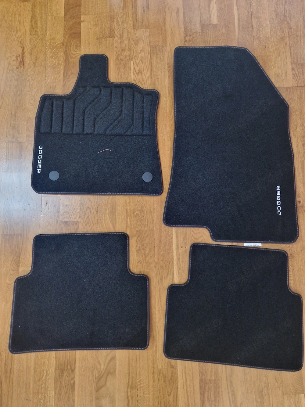 Vand covarase noi material textil Dacia Jogger