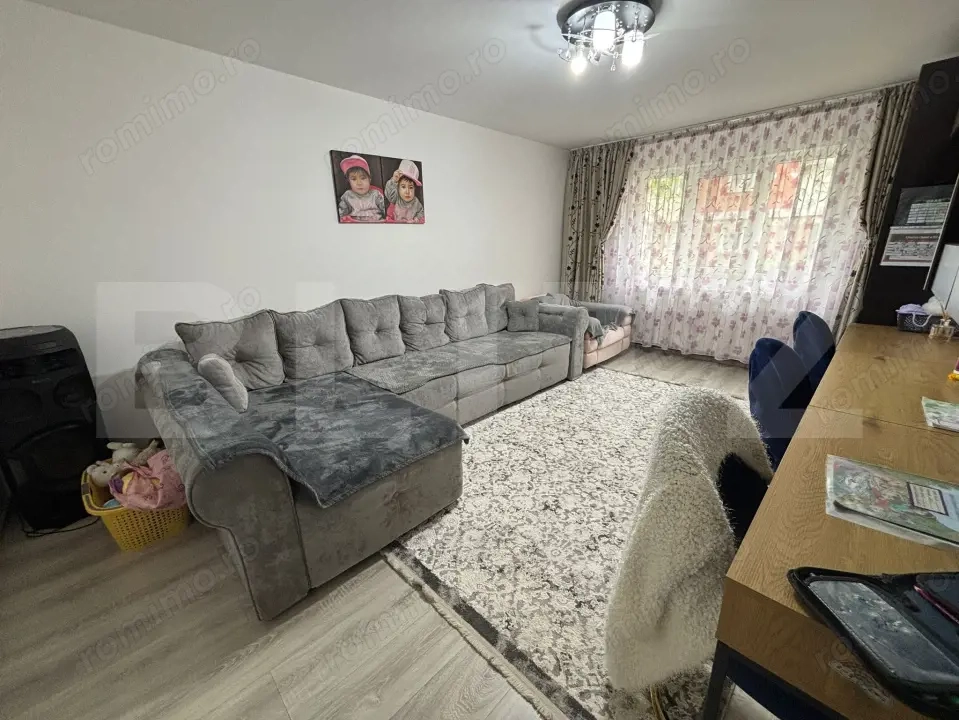 Apartament 3 camere decomandat, 65.30 mp + boxa, zona Frumoasa