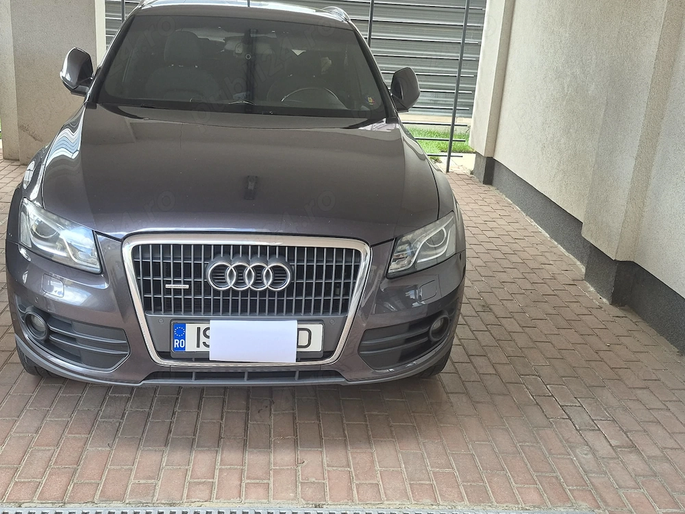 Audi Q5 2.0 TDI Quattro Stronic Scaune incalzite Senzori ploaie IMPECABILA