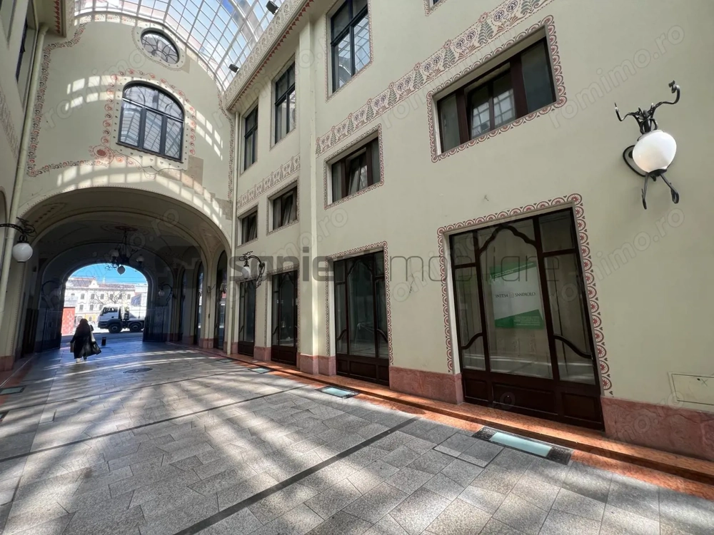 Sapient | Spațiu comercial _ Pasajul Vulturul Negru
