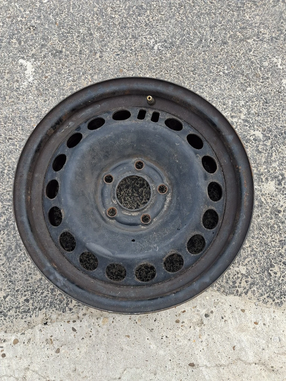 jantă Opel R15 cu valvă nouă