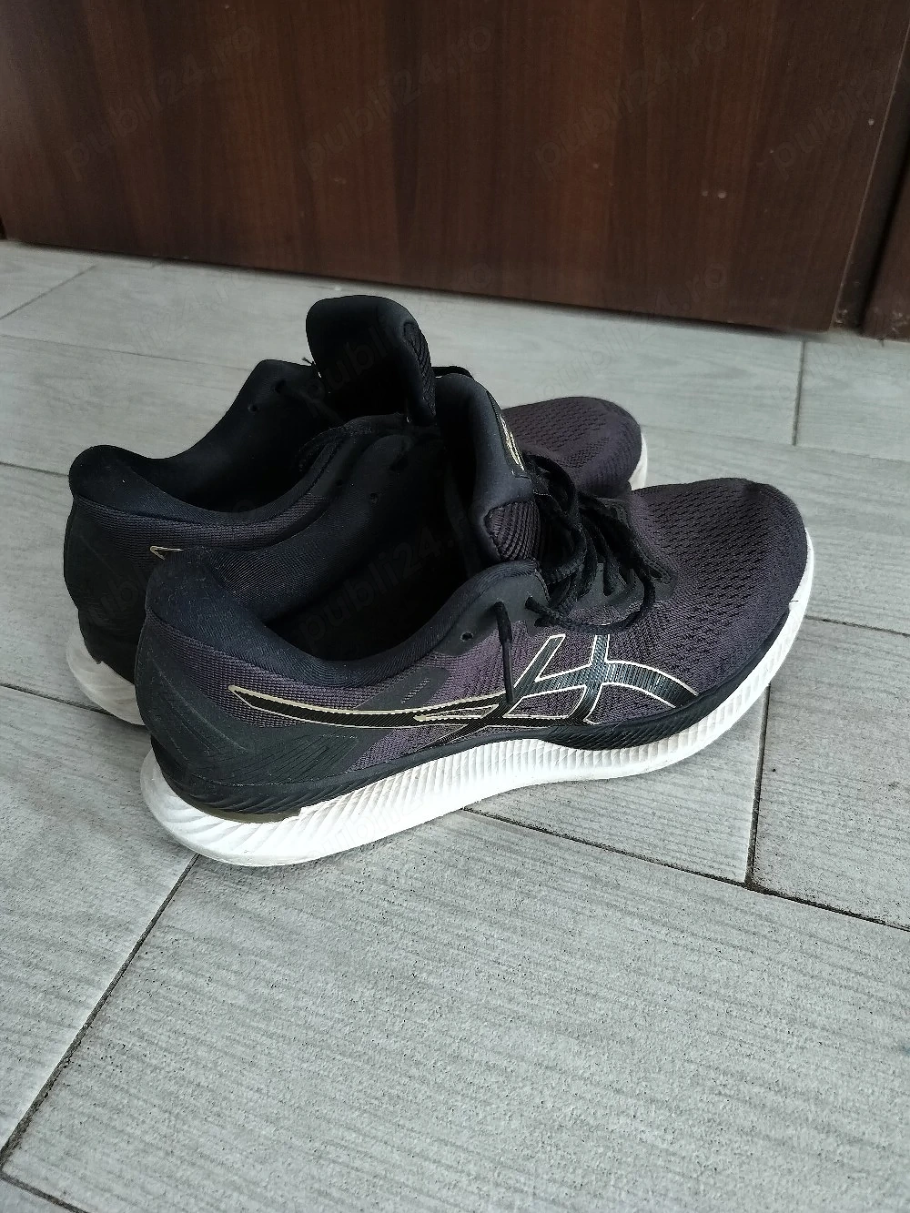 Adidasi Asics nr.40.5