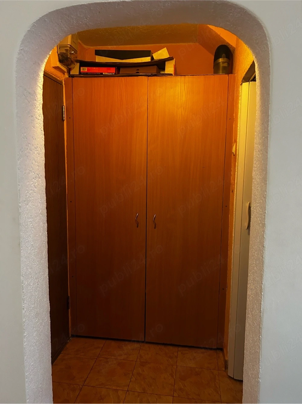 Inchiriez garsoniera,cf 1, Arad,cartier Confectii,parter