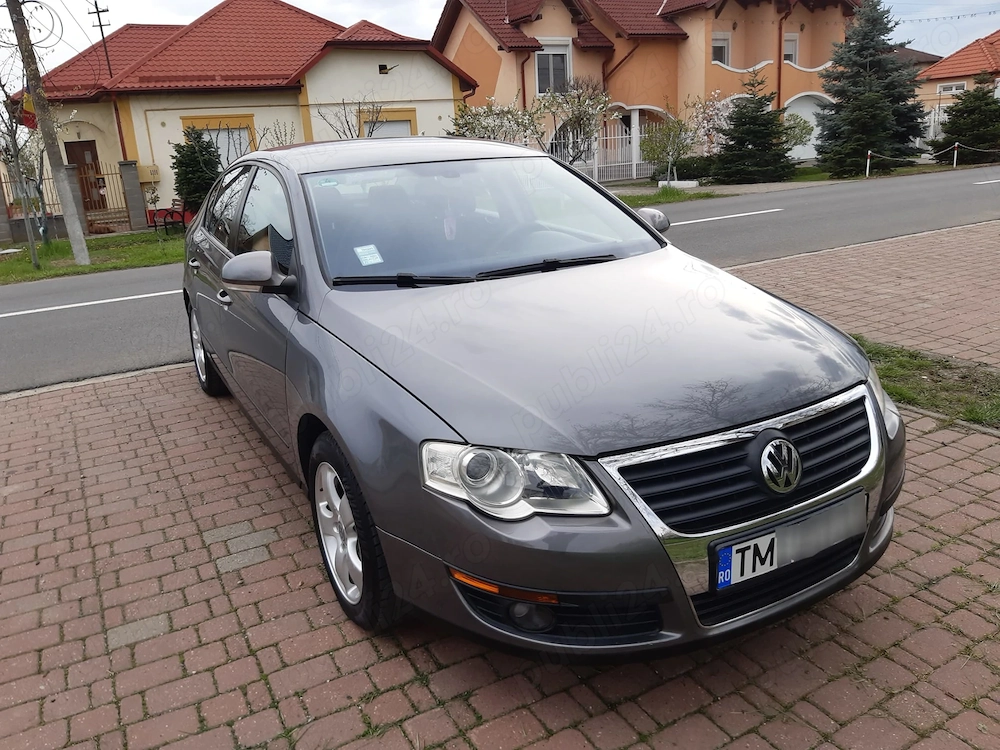 Vând Volkswagen Passat 1.6 FSI, benzina