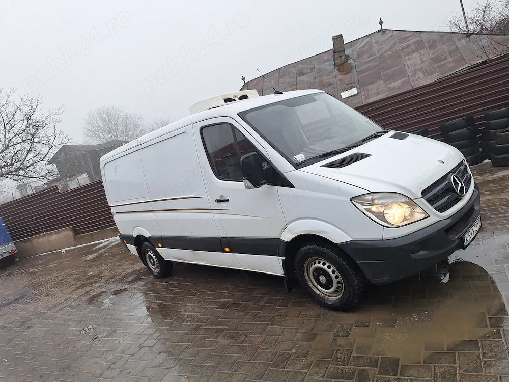 Vând Mercedes sprinter 311 2.2  2010