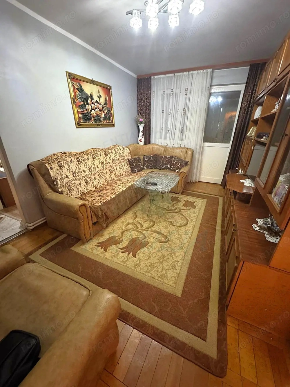 350 Euro-Inchiriere apartament 3 camere Micro 38