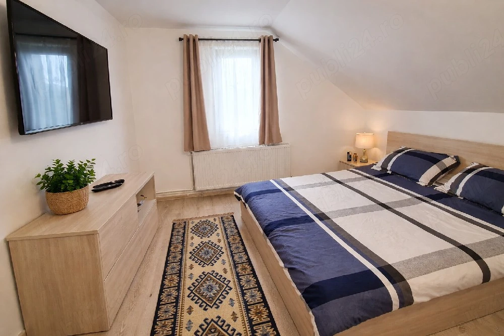 Închiriez cabana tibles