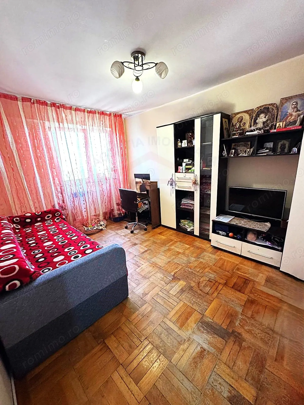 43.900  euro, 2 camere, decomandate, Micro 19