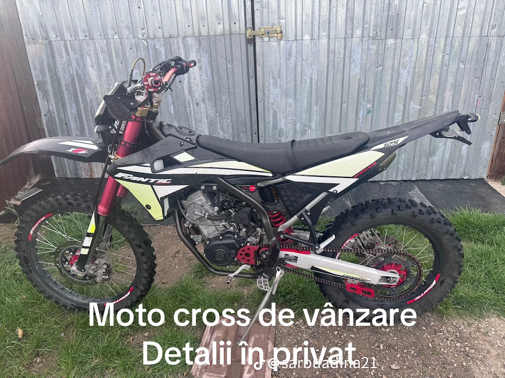 Moto Cross de vanzare mai multe detalii la telefon   