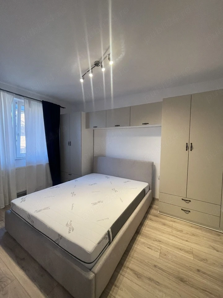vand apartament cochet