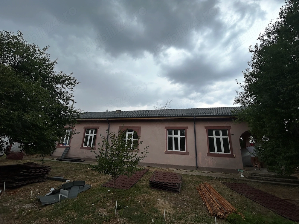 Domeniu 12.000 mp + casă | 37 km București | ideal investiție   parcelare