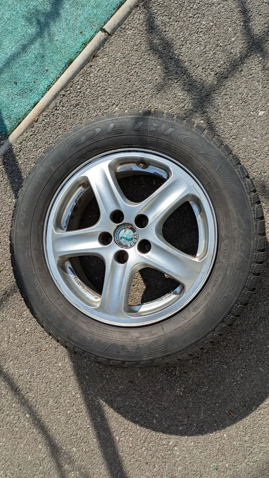 Vand roata completa 195/65 R15 (janta+anvelopa)