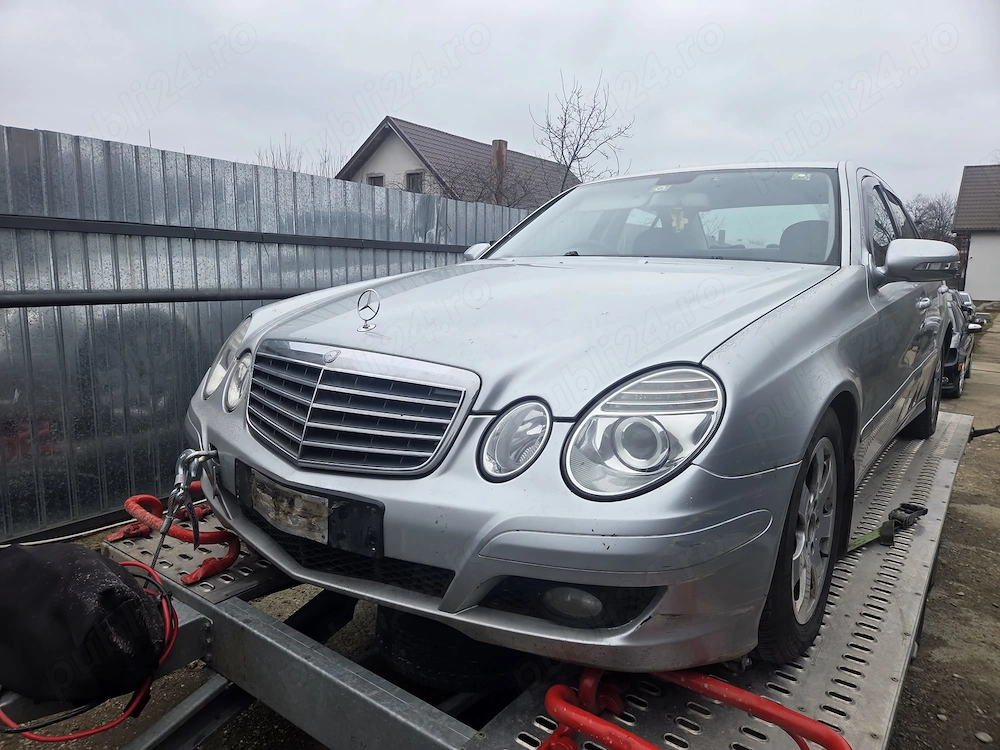 Dezmembrez Mercedes E class w211 2002-2009