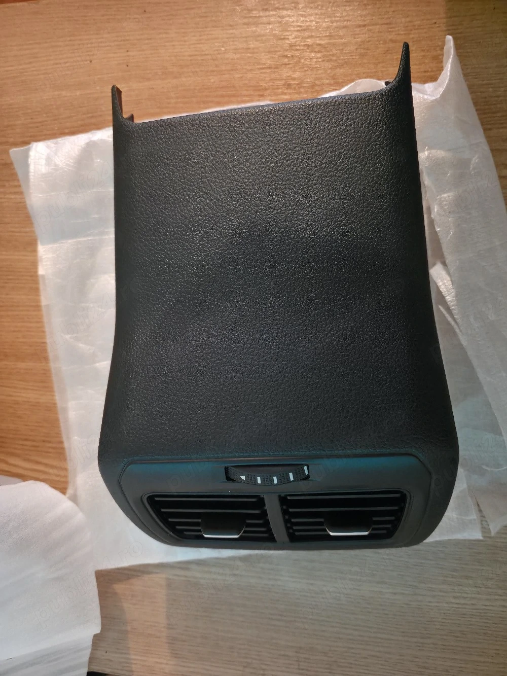 Grila ventilatie spate golf 7